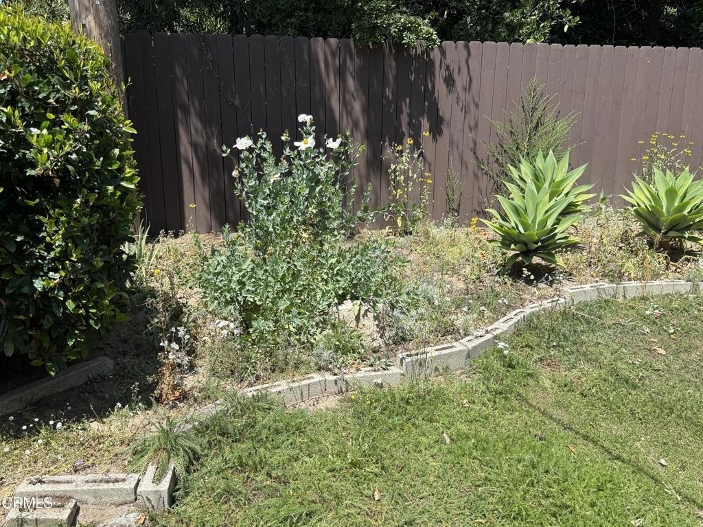 1523 N Grand Oaks Avenue - Photo 16