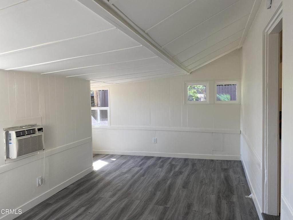 1523 N Grand Oaks Avenue - Photo 4