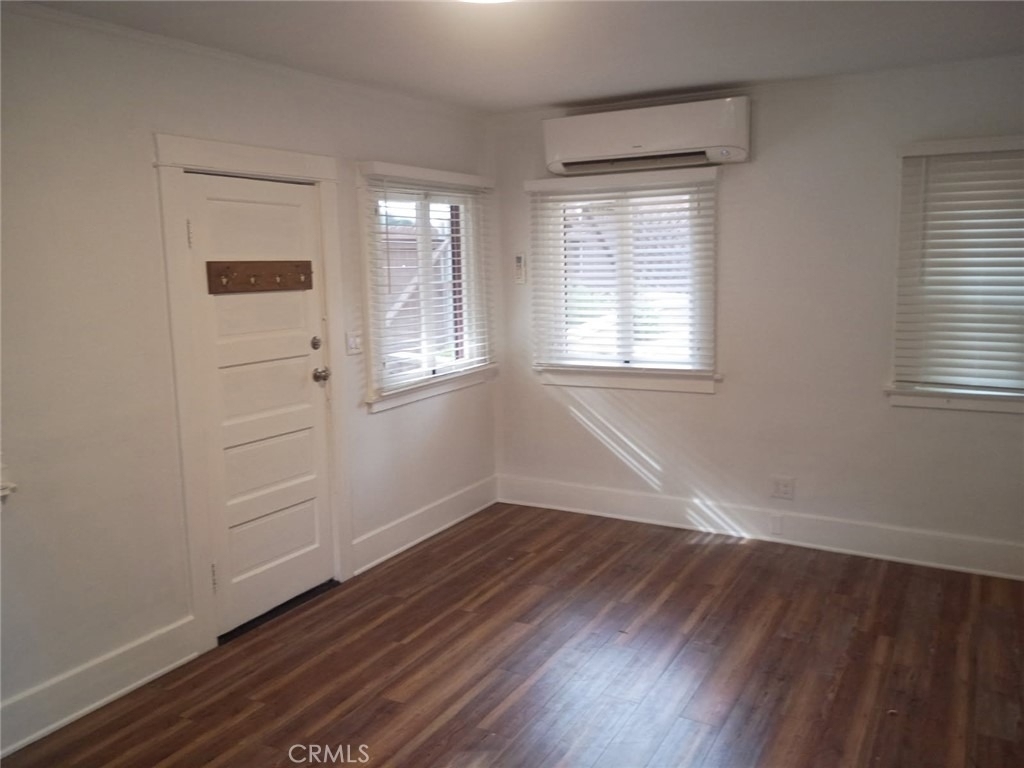538 Brookside Lane - Photo 11