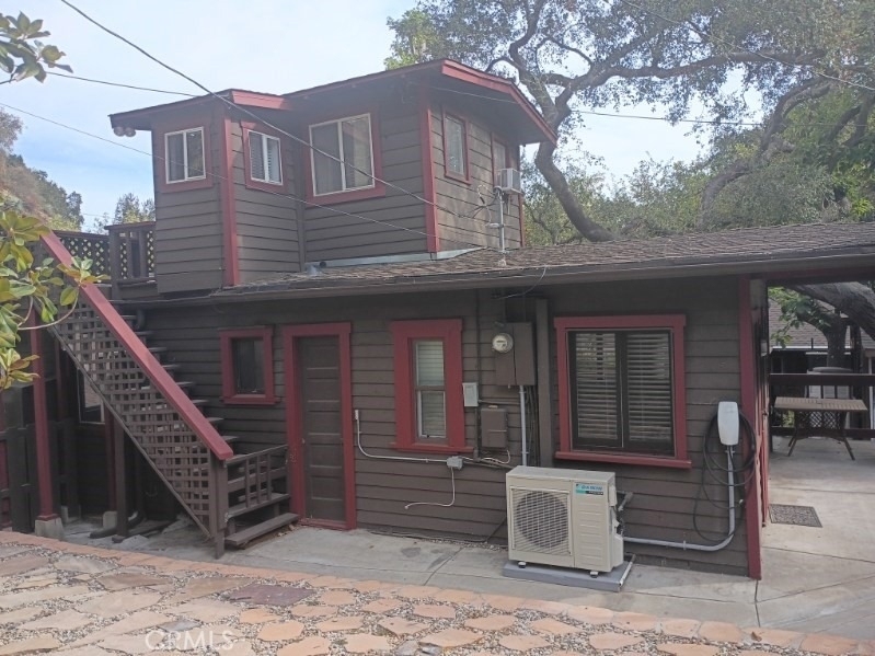 538 Brookside Lane - Photo 3