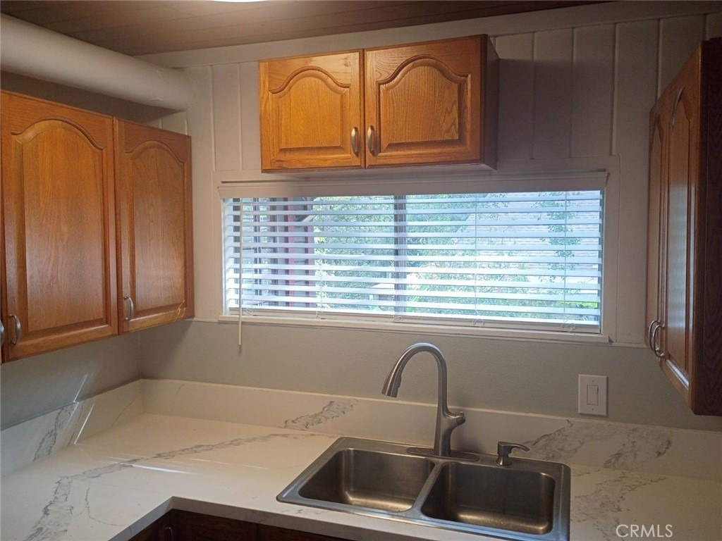538 Brookside Lane - Photo 17