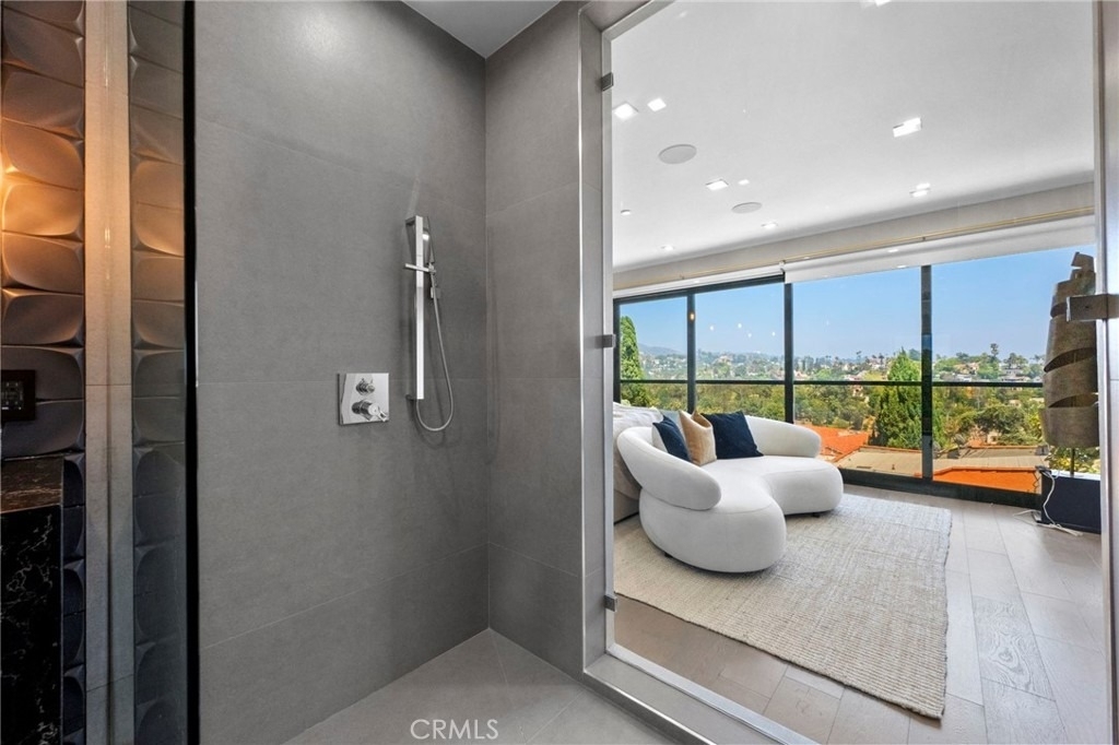 2033 Glencoe - Photo 13