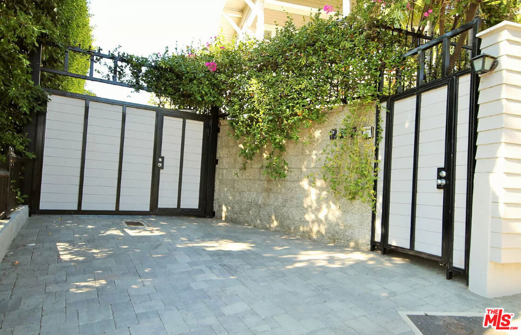 1233 Ozeta Terrace - Photo 38
