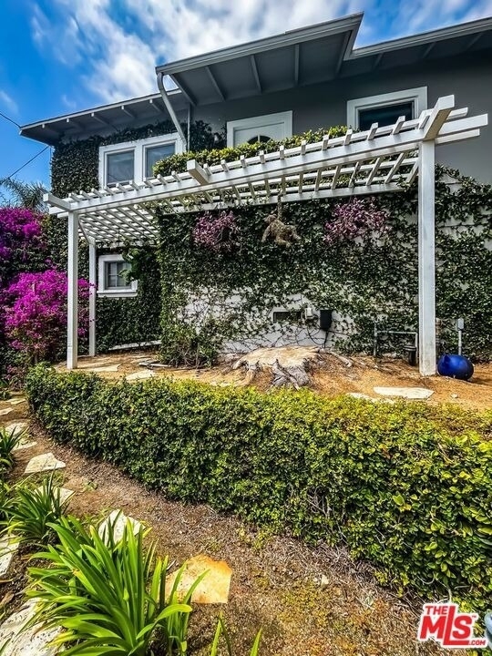 1233 Ozeta Terrace - Photo 3