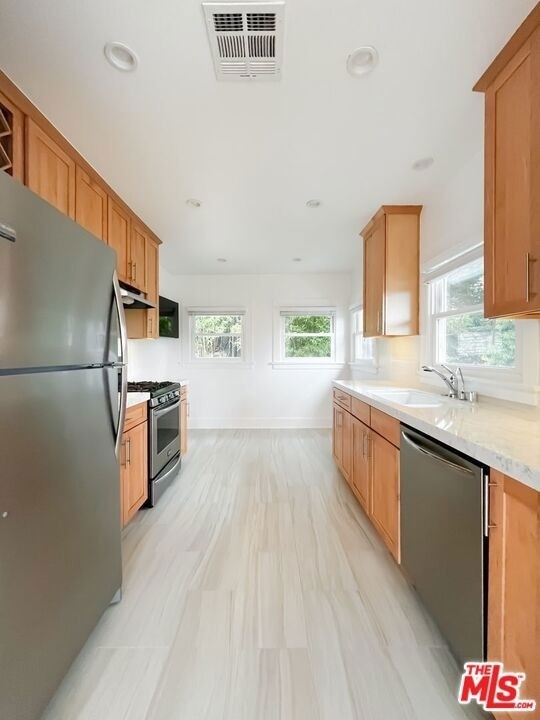 1233 Ozeta Terrace - Photo 7