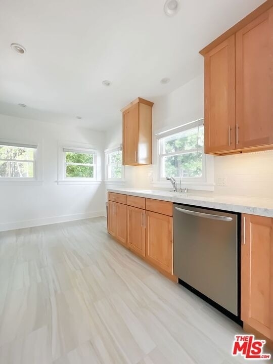 1233 Ozeta Terrace - Photo 9