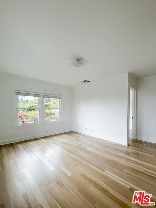 1233 Ozeta Terrace - Photo 13