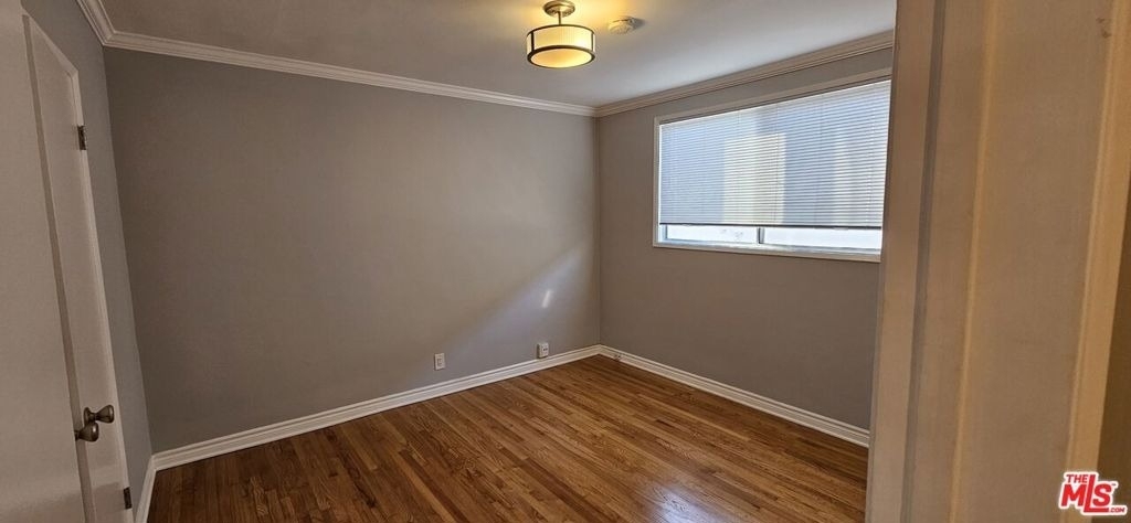 1227 S Holt Avenue - Photo 6