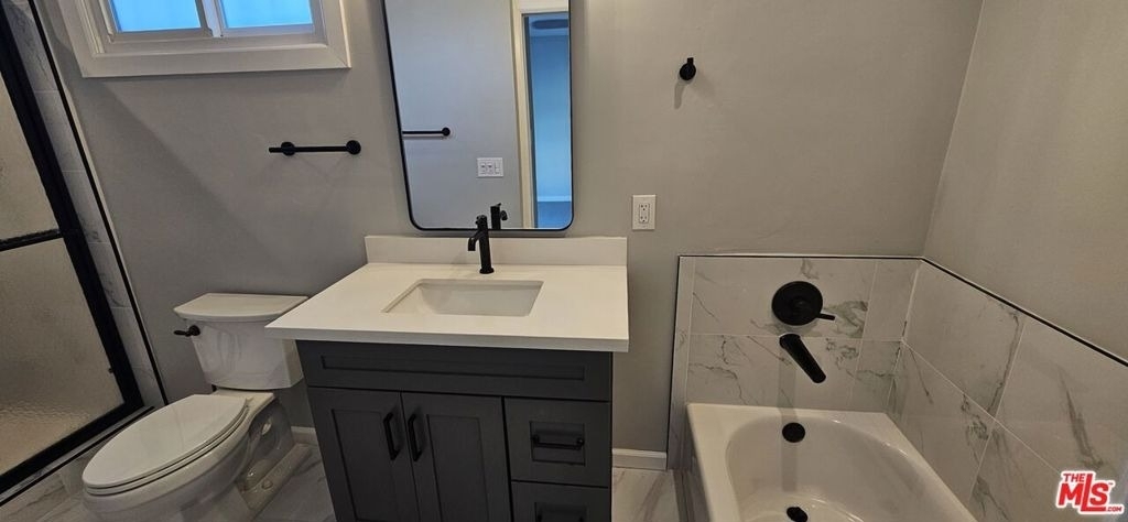 1227 S Holt Avenue - Photo 14