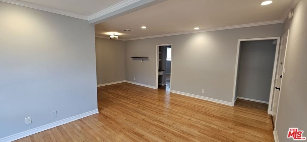 1227 S Holt Avenue - Photo 2