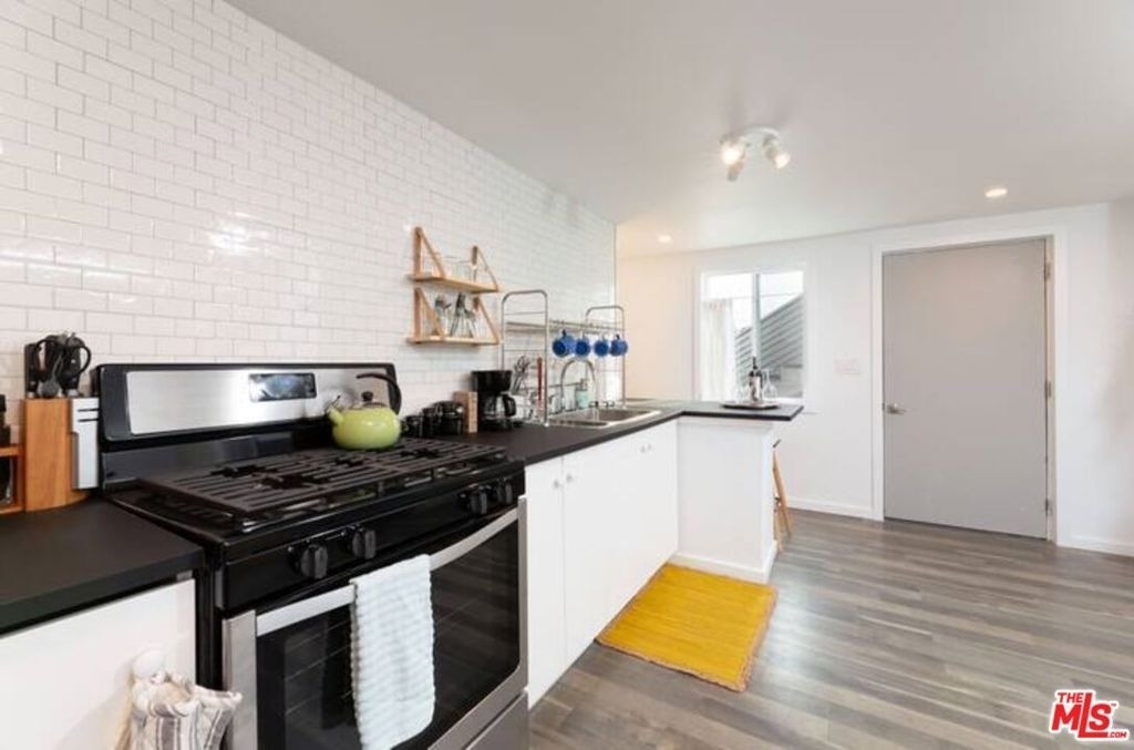 4839 Seldner Avenue - Photo 6