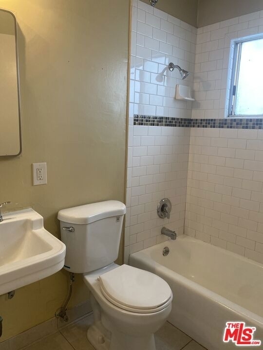 11317 1/2 Iowa Avenue - Photo 10