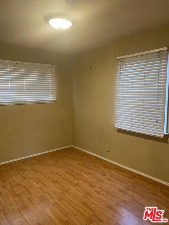 11317 1/2 Iowa Avenue - Photo 7