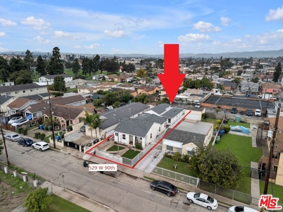 529 W 90th Street - Photo 1