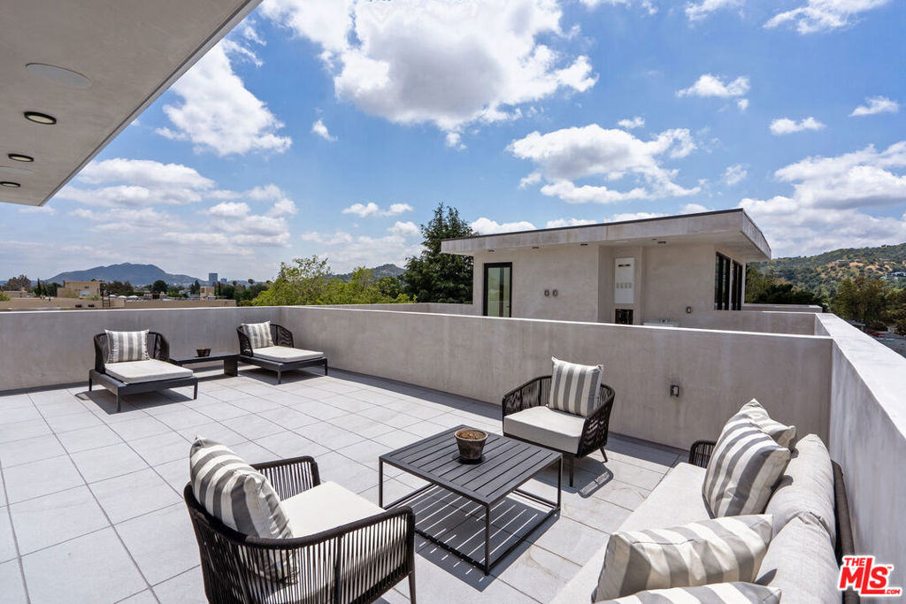 12304 Moorpark Street - Photo 46