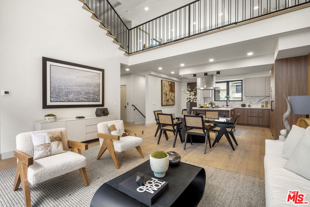 12304 Moorpark Street - Photo 12