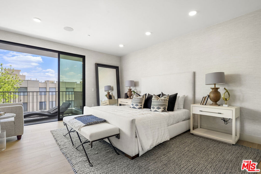 12304 Moorpark Street - Photo 34