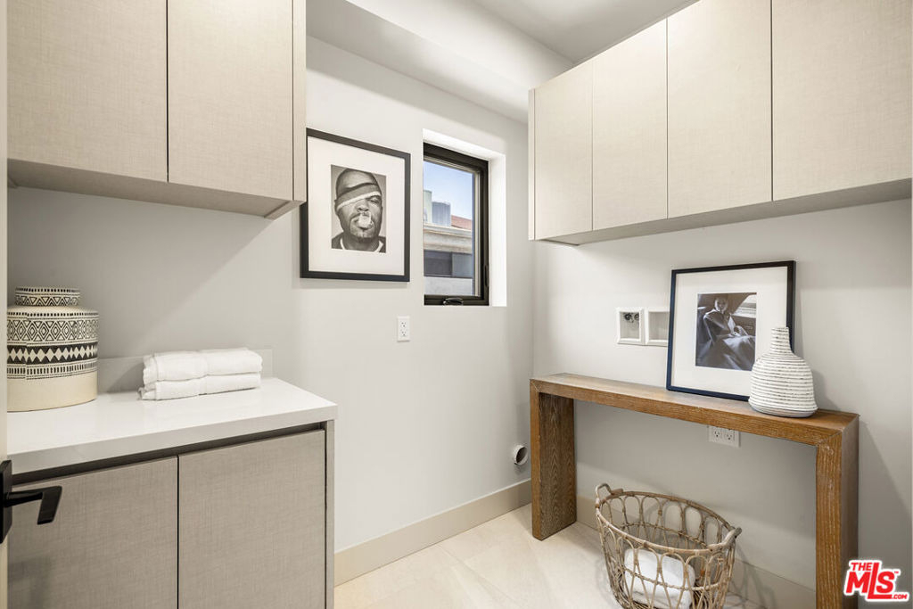 12304 Moorpark Street - Photo 24