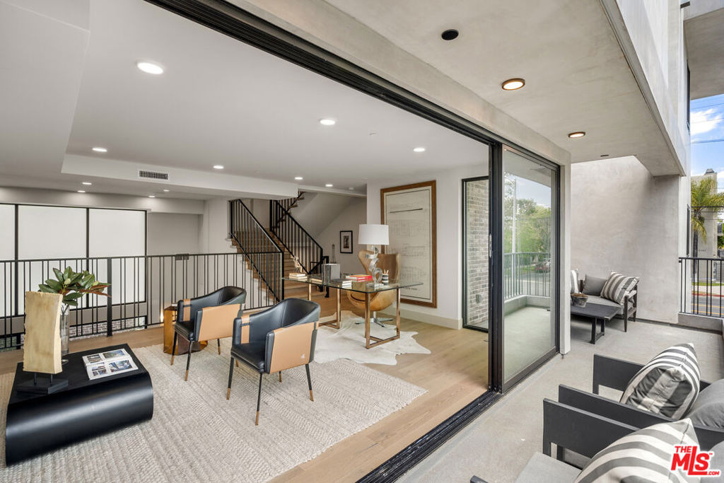 12304 Moorpark Street - Photo 22