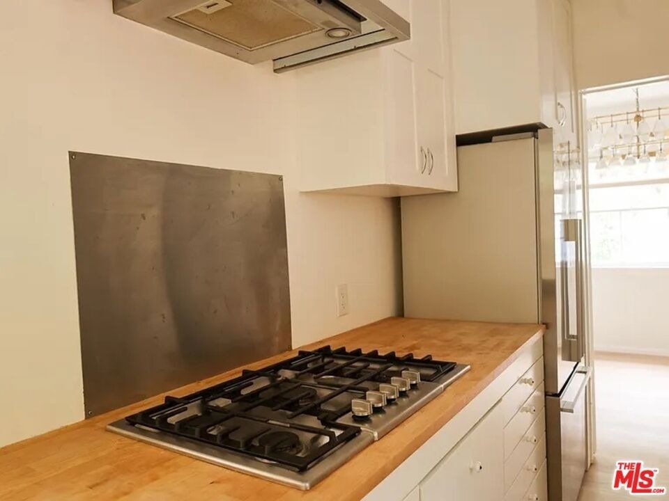 1322 N Beverly Glen Boulevard - Photo 6