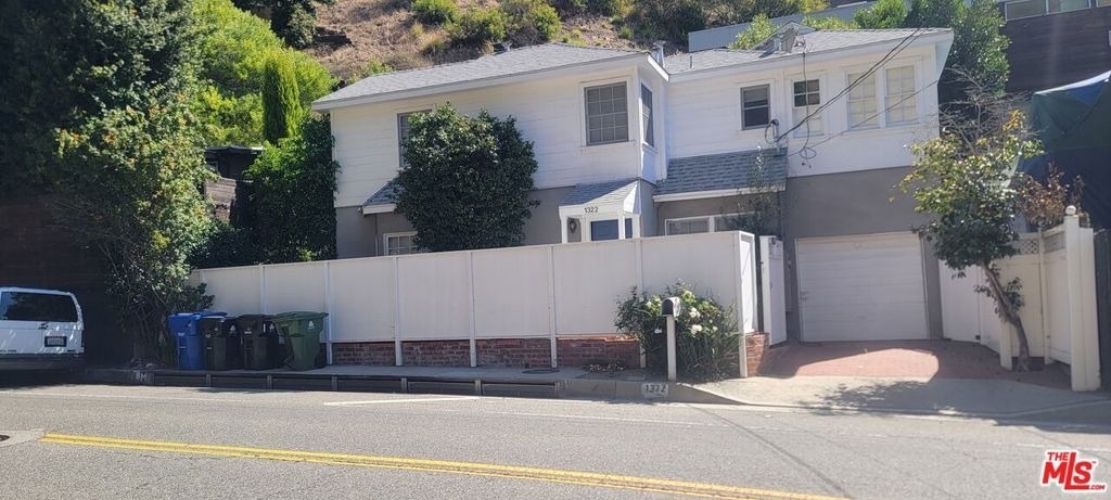 1322 N Beverly Glen Boulevard - Photo 0