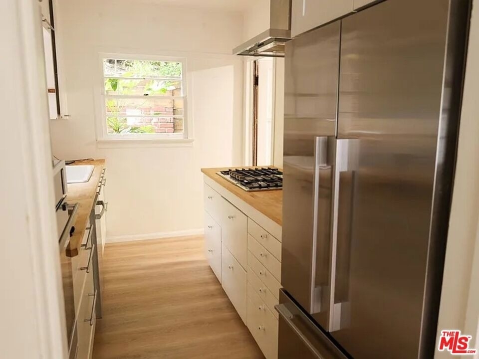 1322 N Beverly Glen Boulevard - Photo 5