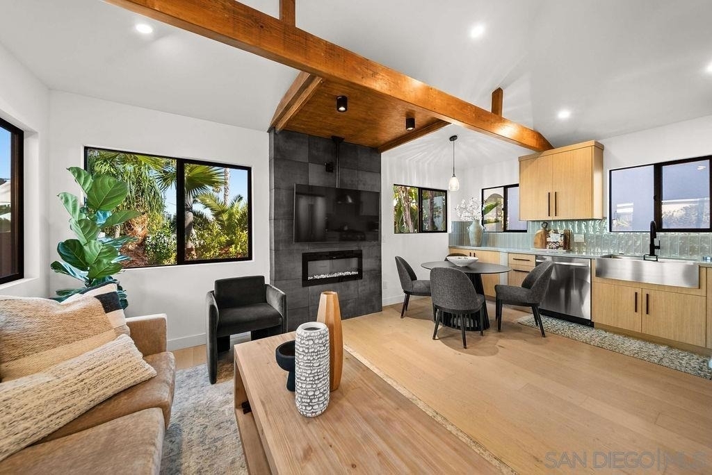 436 Bonair - Photo 2