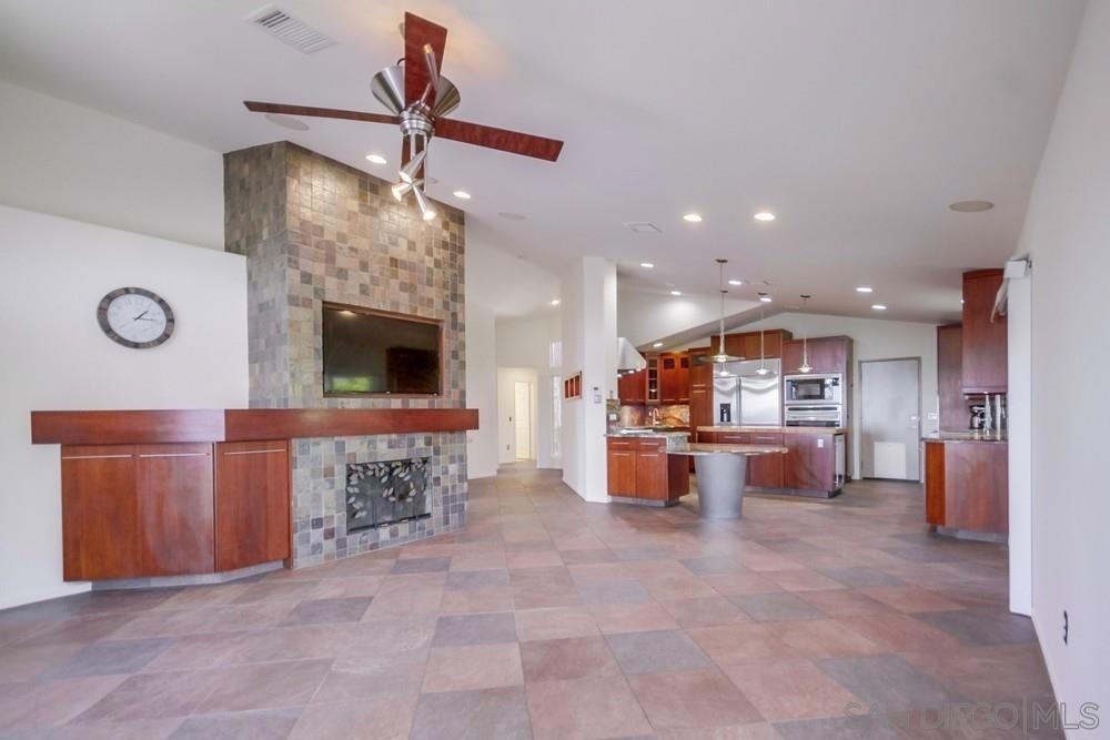 2703 Lobelia - Photo 17