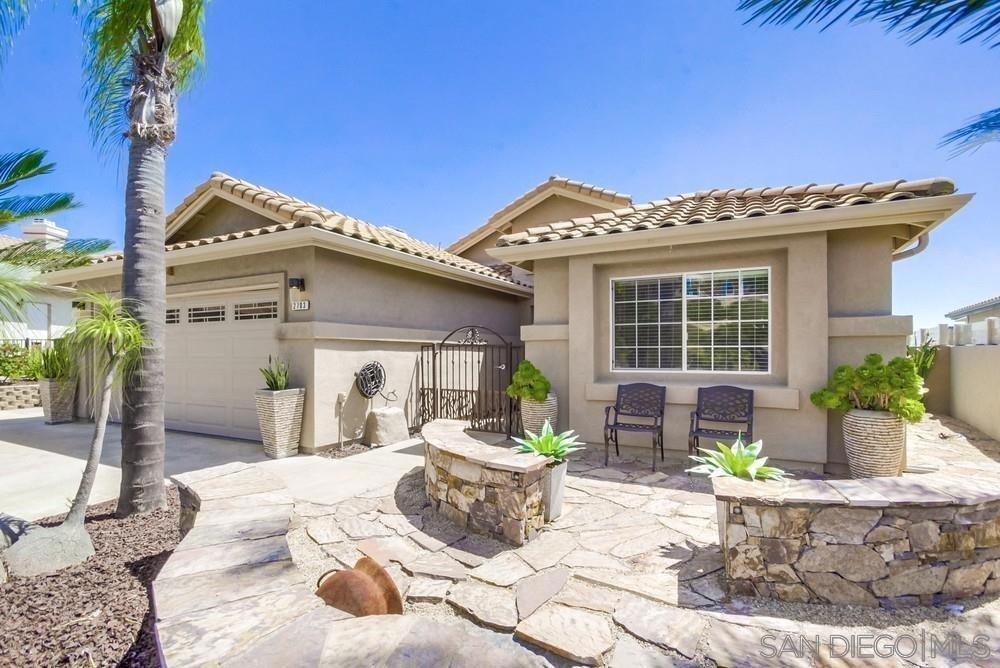 2703 Lobelia - Photo 0