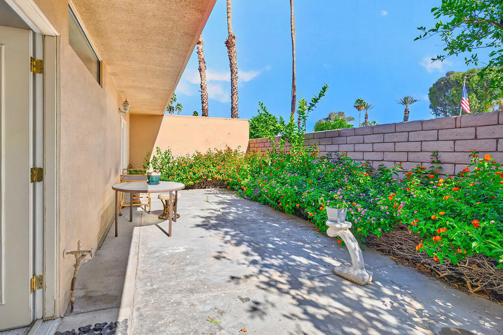 42419 Adams Street - Photo 12