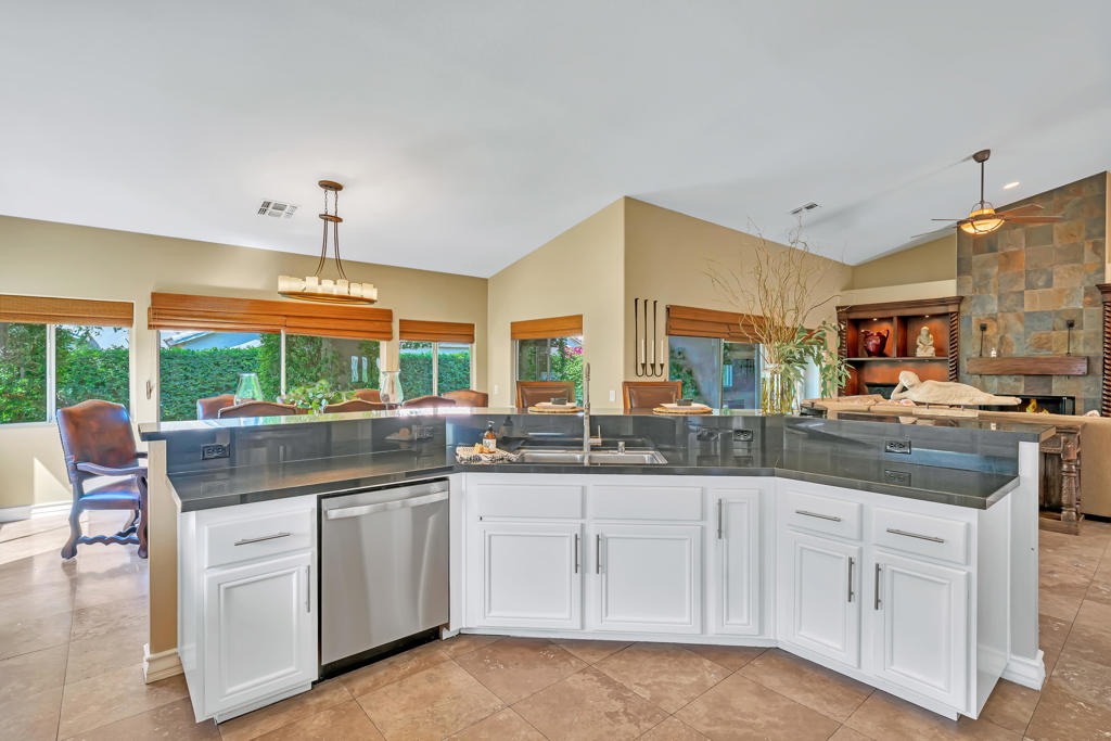 45607 Pelican Hill Court - Photo 6