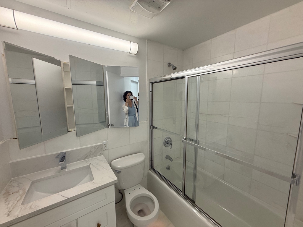 440 East 78th Street - Photo 7
