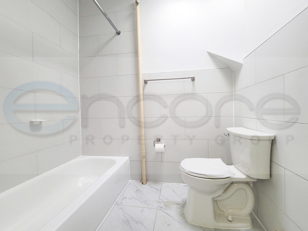 250 Stuyvesant Avenue - Photo 3