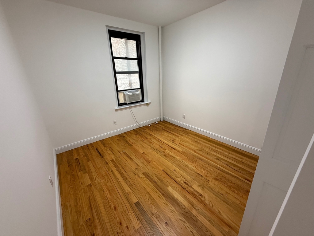 440 East 78th Street - Photo 5