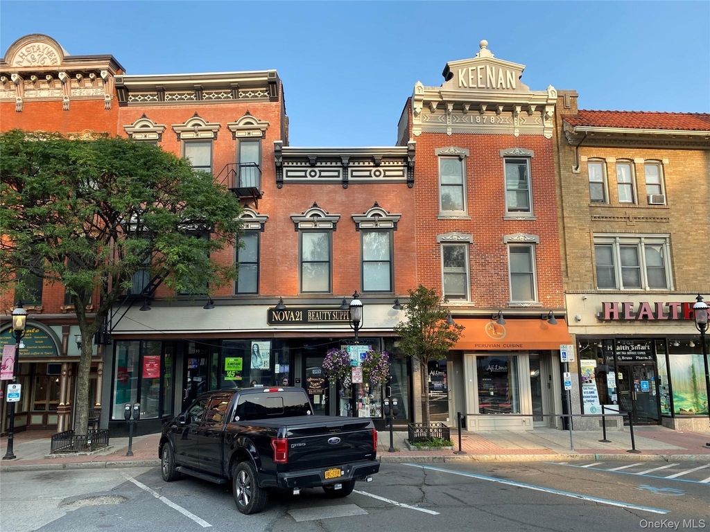 195 Main Street - Photo 3