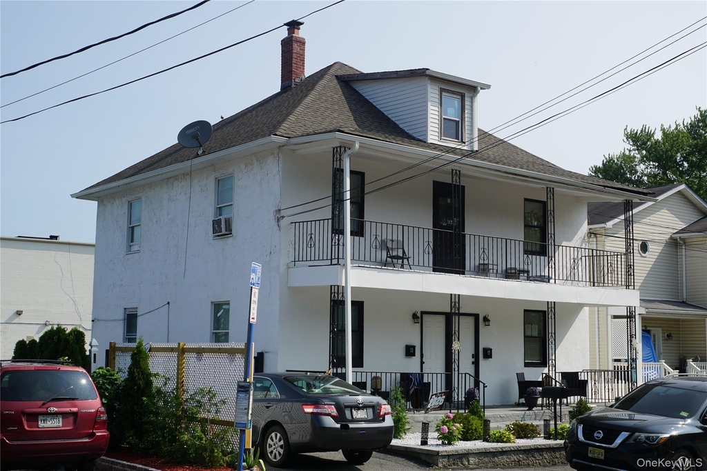 70 Dobbs Ferry Road - Photo 1