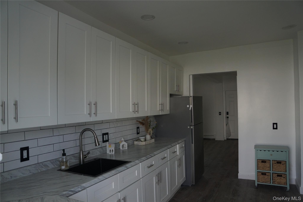 70 Dobbs Ferry Road - Photo 10