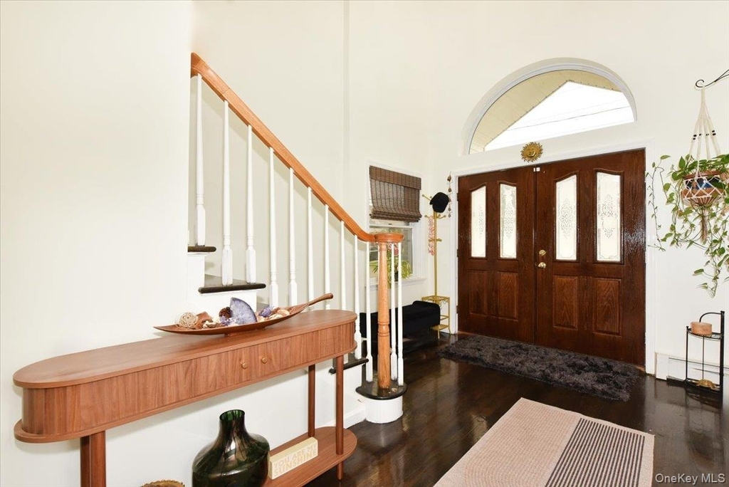 109 Charles Street - Photo 2