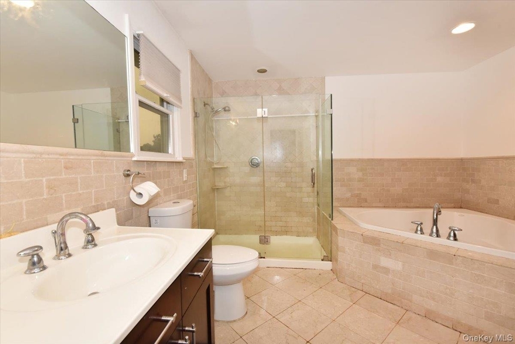 109 Charles Street - Photo 16