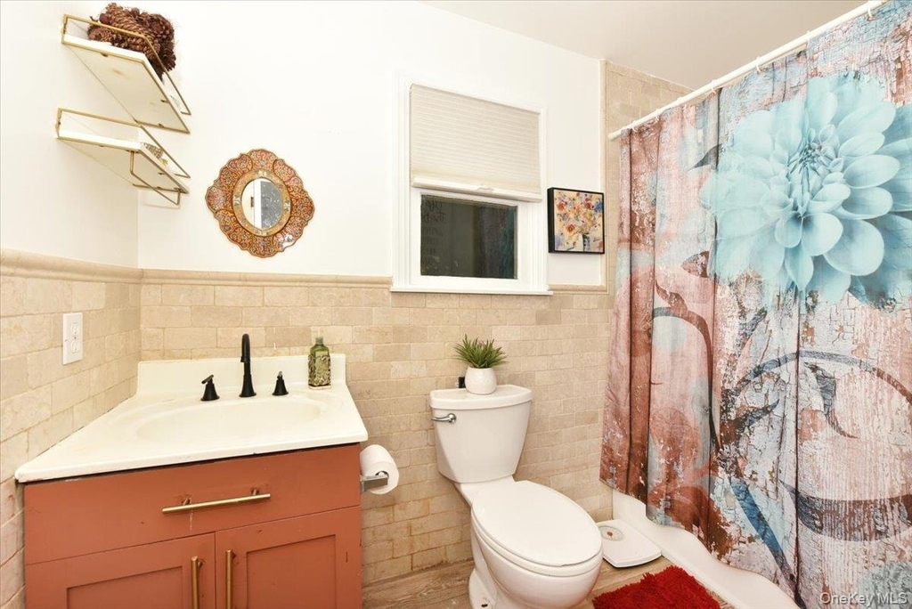109 Charles Street - Photo 13