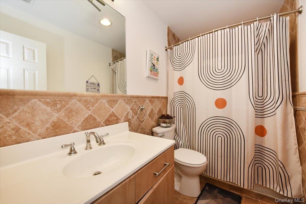 109 Charles Street - Photo 20