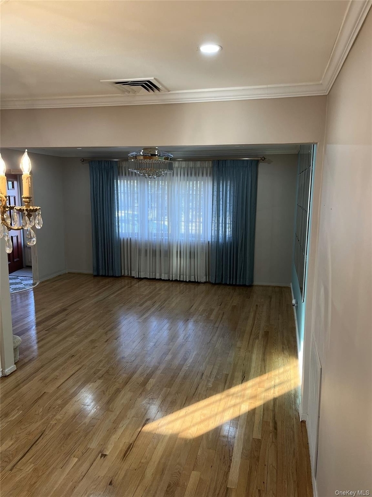 12 Lenore Avenue - Photo 4