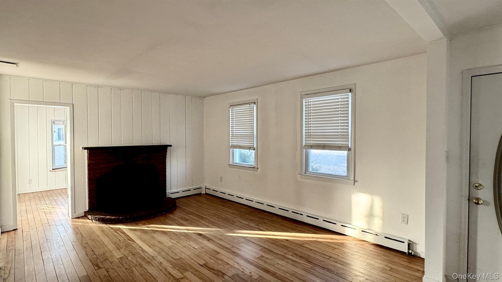 4 Rose Street - Photo 1