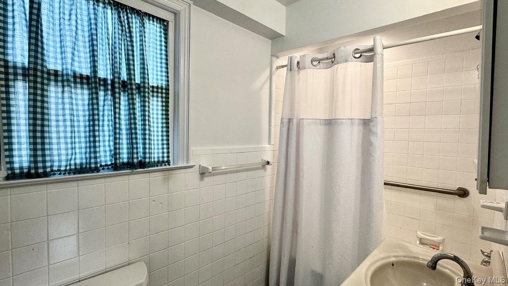 4 Rose Street - Photo 8