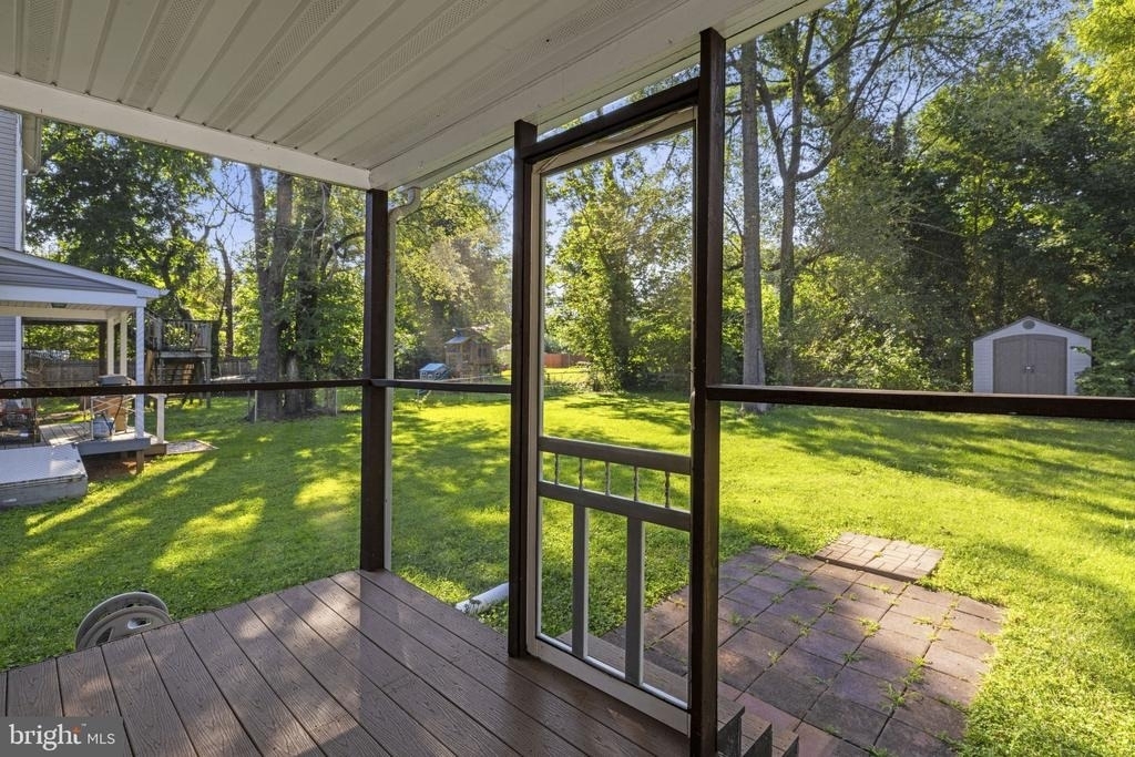 220 E 2nd Avenue - Photo 30