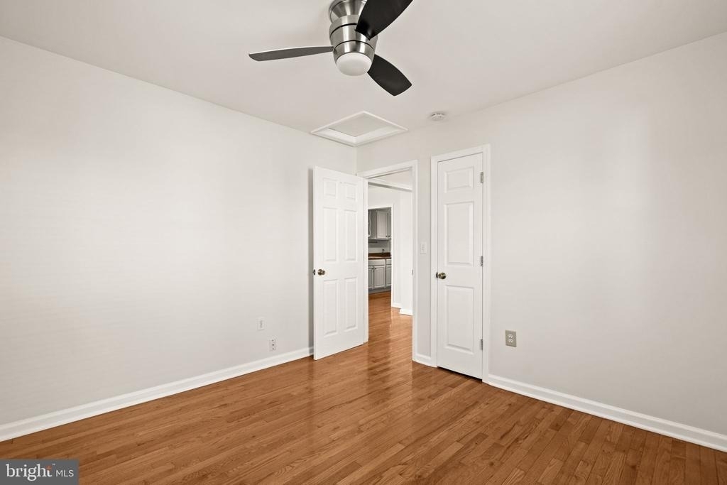 220 E 2nd Avenue - Photo 28