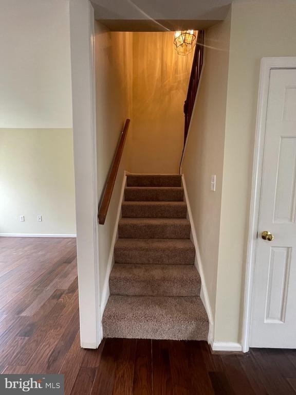 405 Windsor Ridge Court - Photo 12