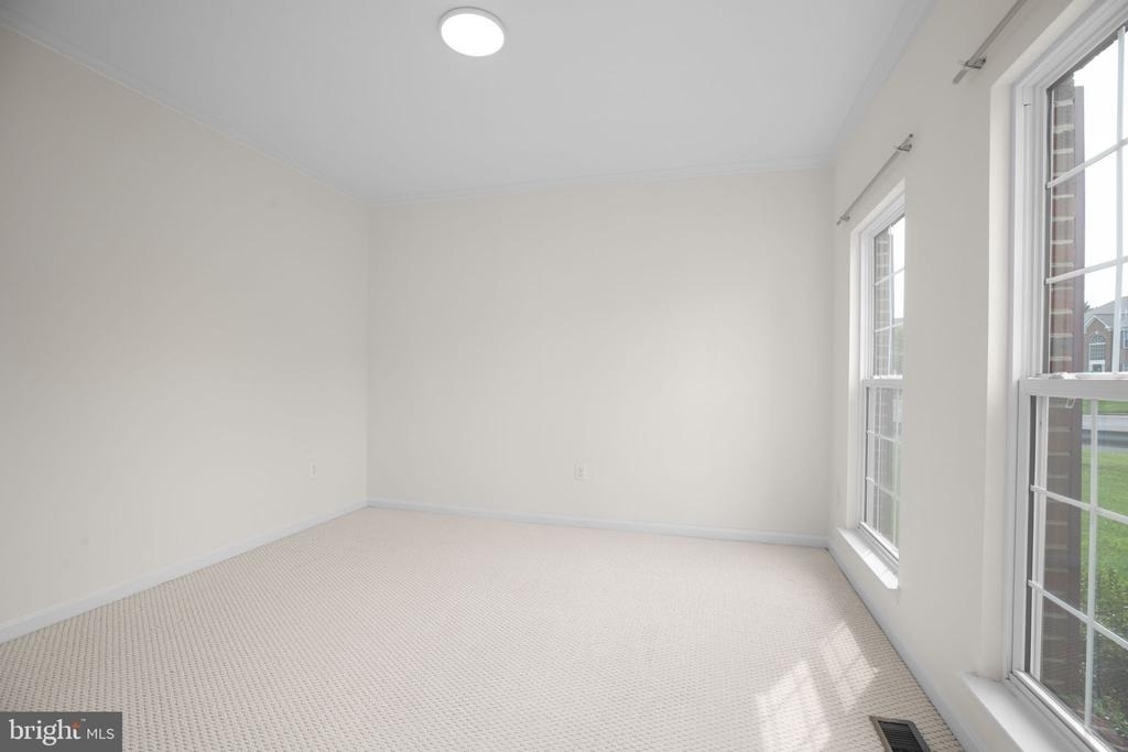 2 Alex Court - Photo 4