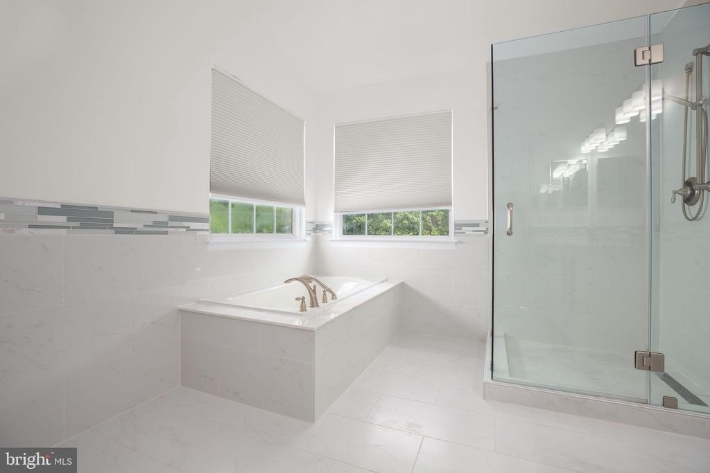 2 Alex Court - Photo 31
