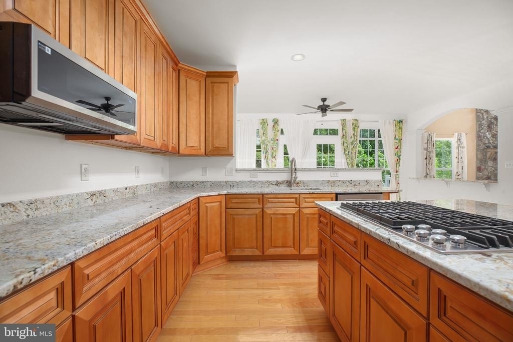 2 Alex Court - Photo 17